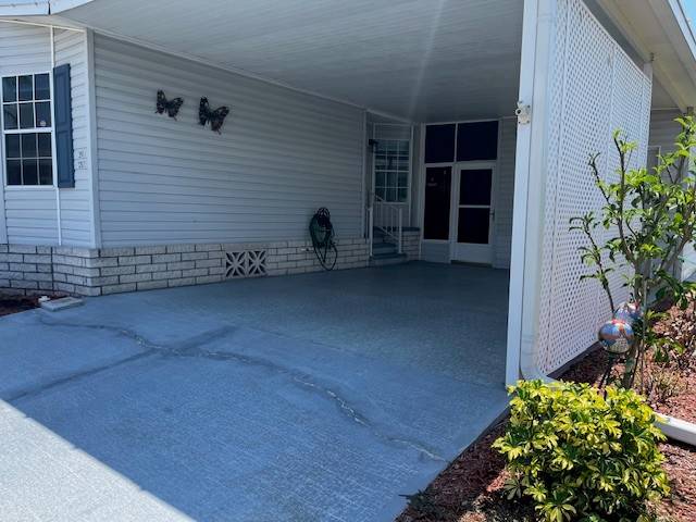 1207 Las Brisas Lane a Winter Haven, FL Mobile or Manufactured Home for Sale